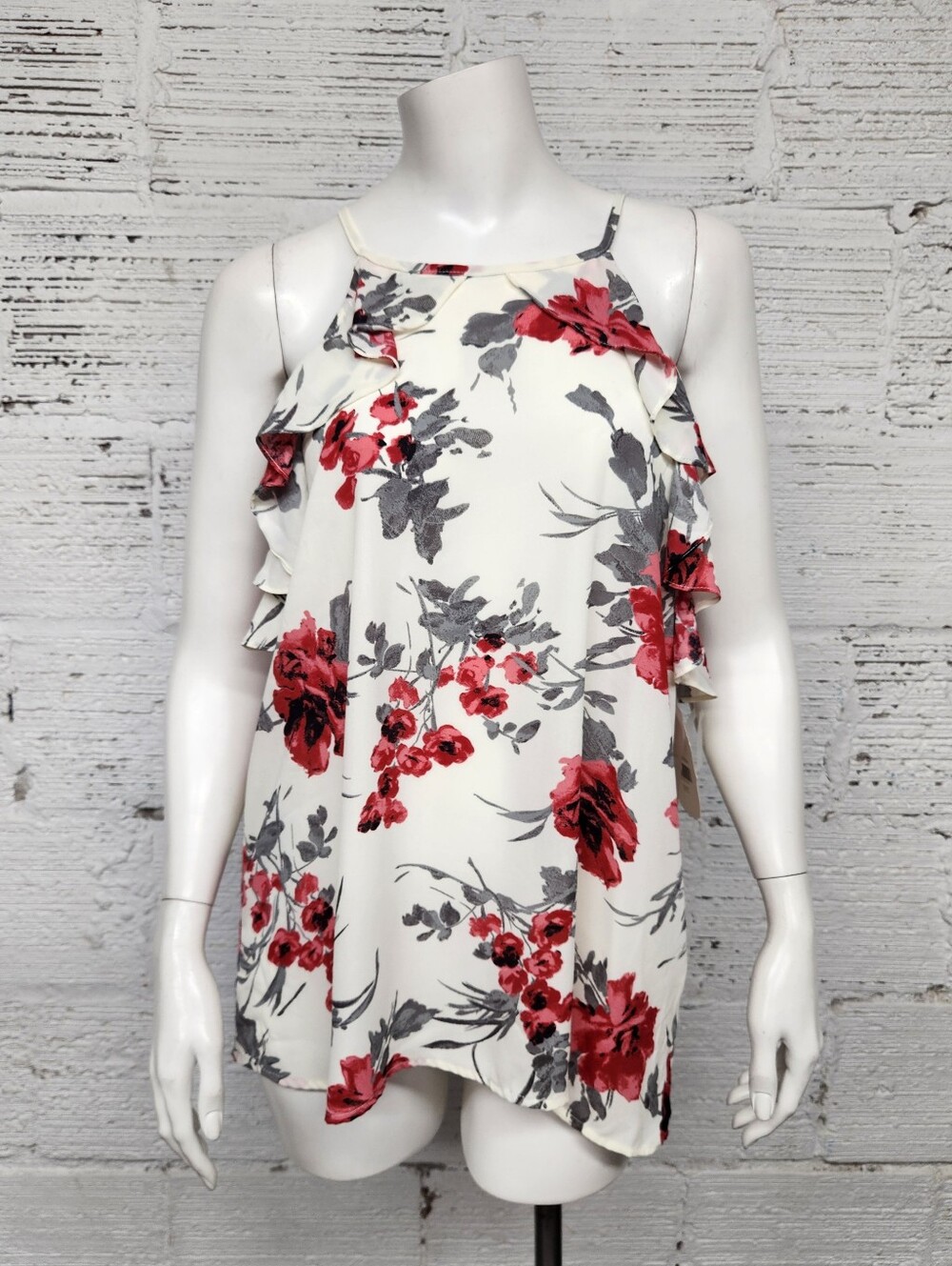 Altar'd State Size M White Floral Ruffle Halter Top with Red & Gray Flowers